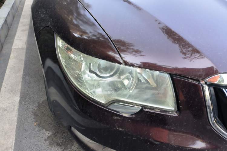 Used Skoda Superb 2009 1.8TSI Automatic Luxury Edition Right Front Headlight