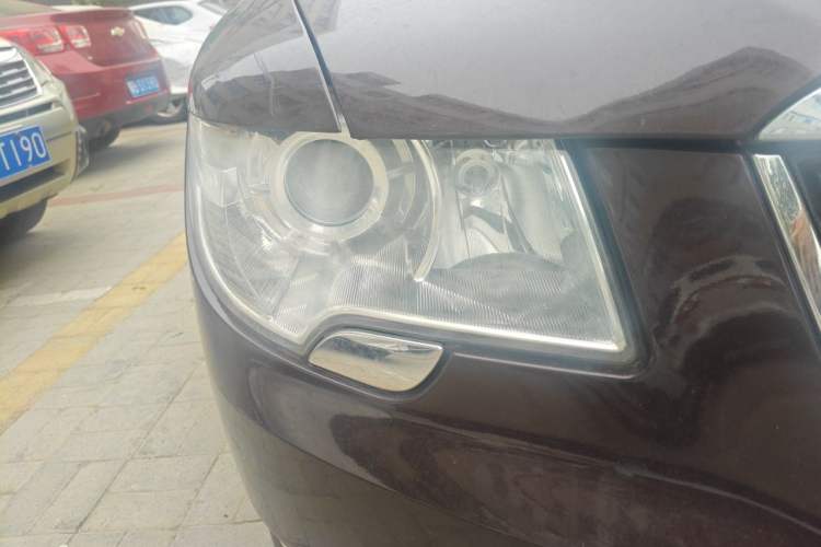 Used Skoda Superb 2009 1.8TSI Automatic Prestige Edition Right Front Headlight