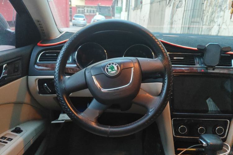 Used Skoda Superb 2009 1.8TSI Automatic Elegant Edition Steering Wheel