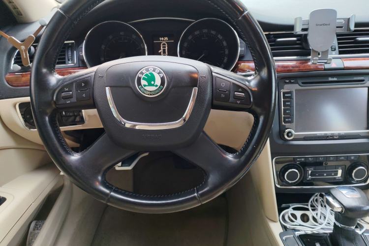 Used Skoda Superb 2009 1.8TSI Automatic Prestige Edition Steering Wheel