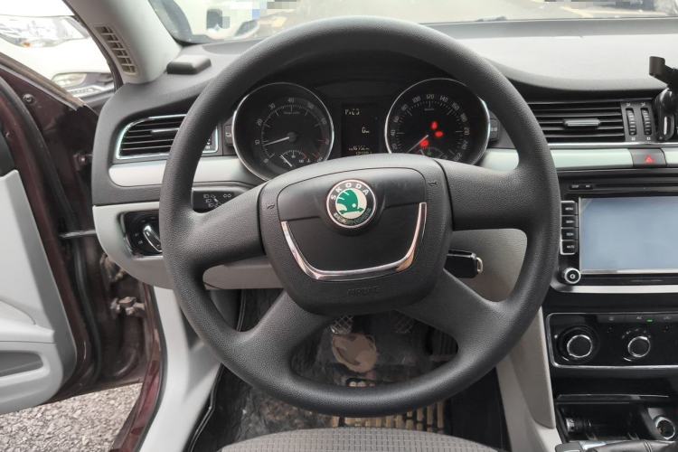 Used Skoda Superb 2009 1.8 TSI Manual Zhiya Edition Steering Wheel