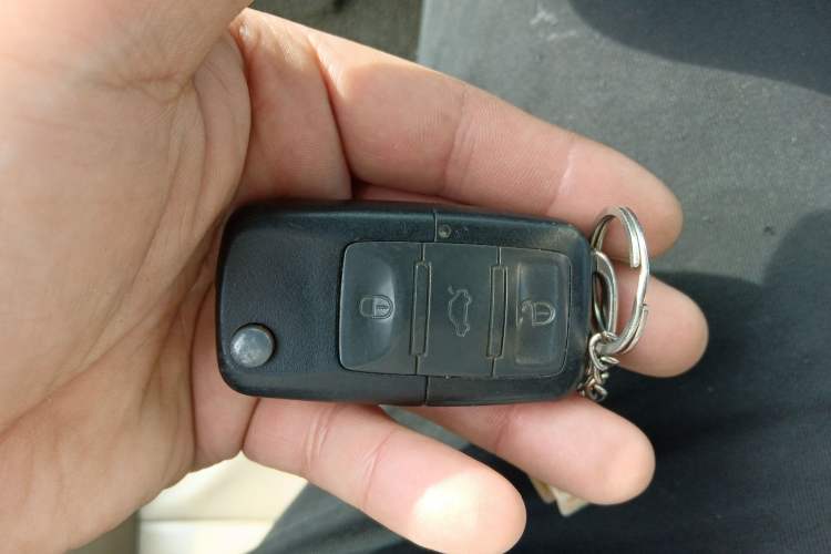 Used Skoda Superb 2009 1.8TSI Automatic Elegant Edition Vehicle Key
