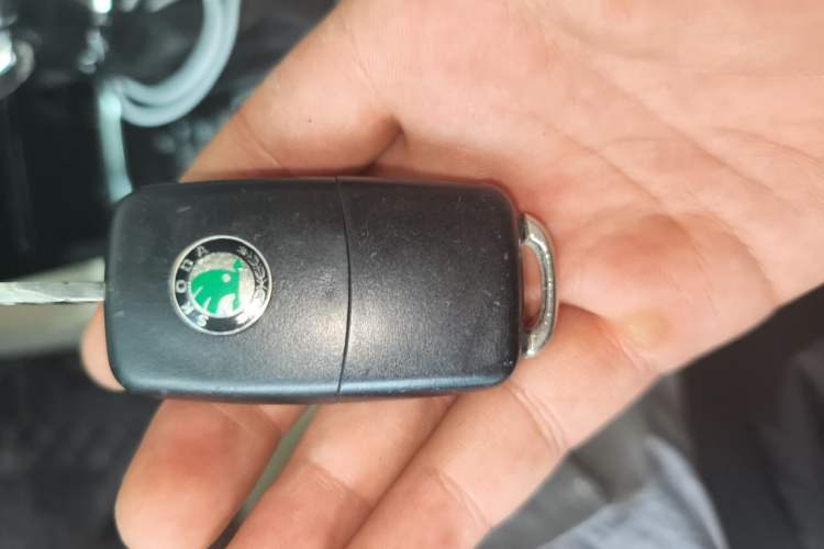 Used Skoda Superb 2009 2.0 TSI Automatic Luxury Edition Vehicle Key