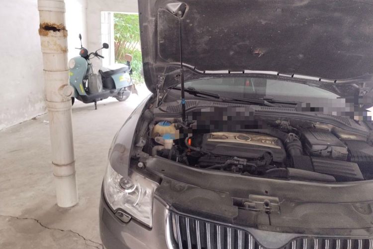Used Skoda Superb 2009 1.8TSI Automatic Elegant Edition Engine Bay Right