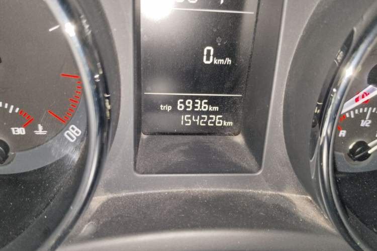 Used Skoda Superb 2009 1.8TSI Automatic Elegant Edition Odometer Close Up