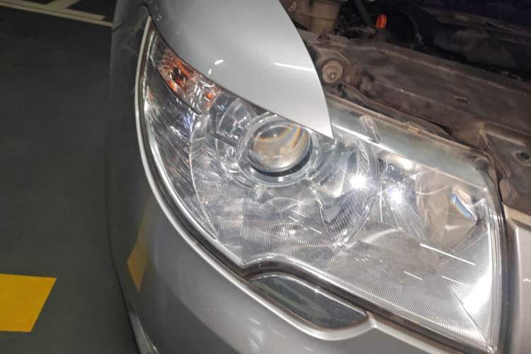 Used Skoda Superb 2009 1.8TSI Automatic Prestige Edition Right Front Headlight