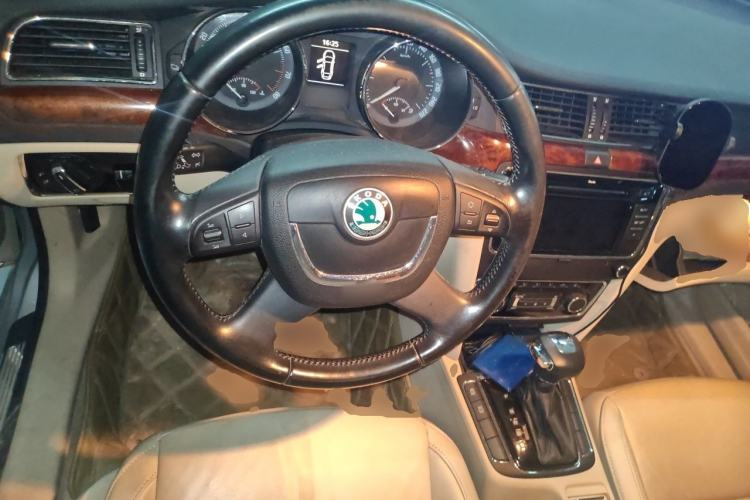 Used Skoda Superb 2009 1.8TSI Automatic Prestige Edition Steering Wheel