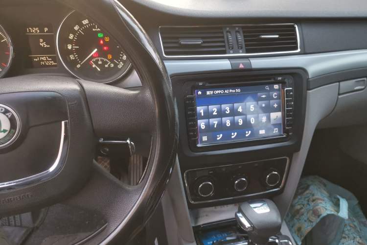 Used Skoda Superb 2010 1.4 TSI DSG Elegant Edition Audio And AC Panel