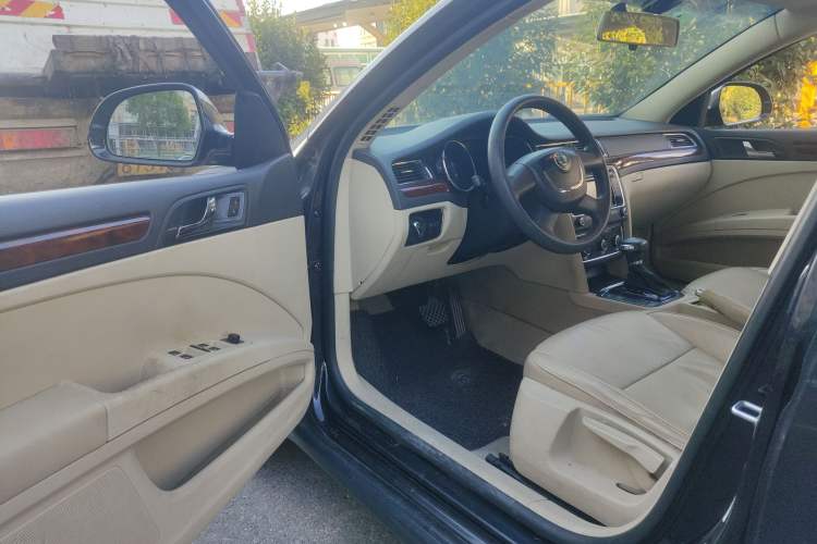 Used Skoda Superb 2010 1.4 TSI DSG Elegant Edition Driver Seat
