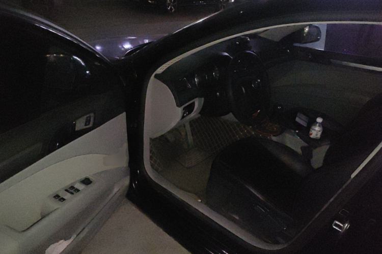 Used Skoda Superb 2010 1.4 TSI Manual Luxury Edition Driver Seat