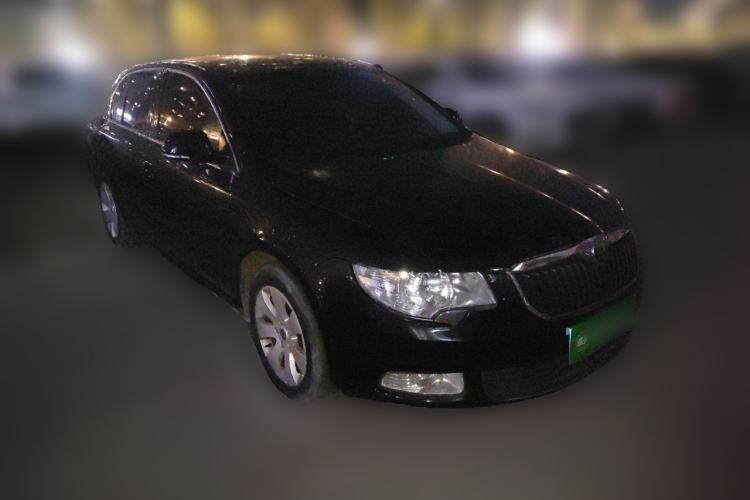 Used Skoda Superb 2010 1.4 TSI Manual Luxury Edition Front Right 45 Deg