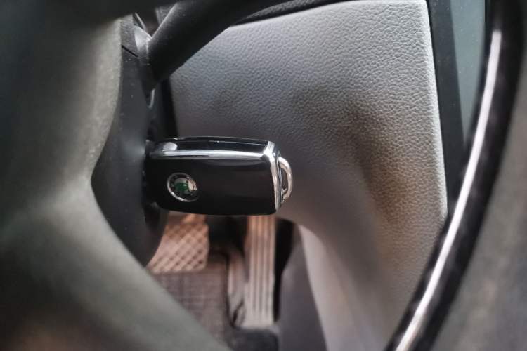 Used Skoda Superb 2010 1.4 TSI DSG Elegant Edition Vehicle Key