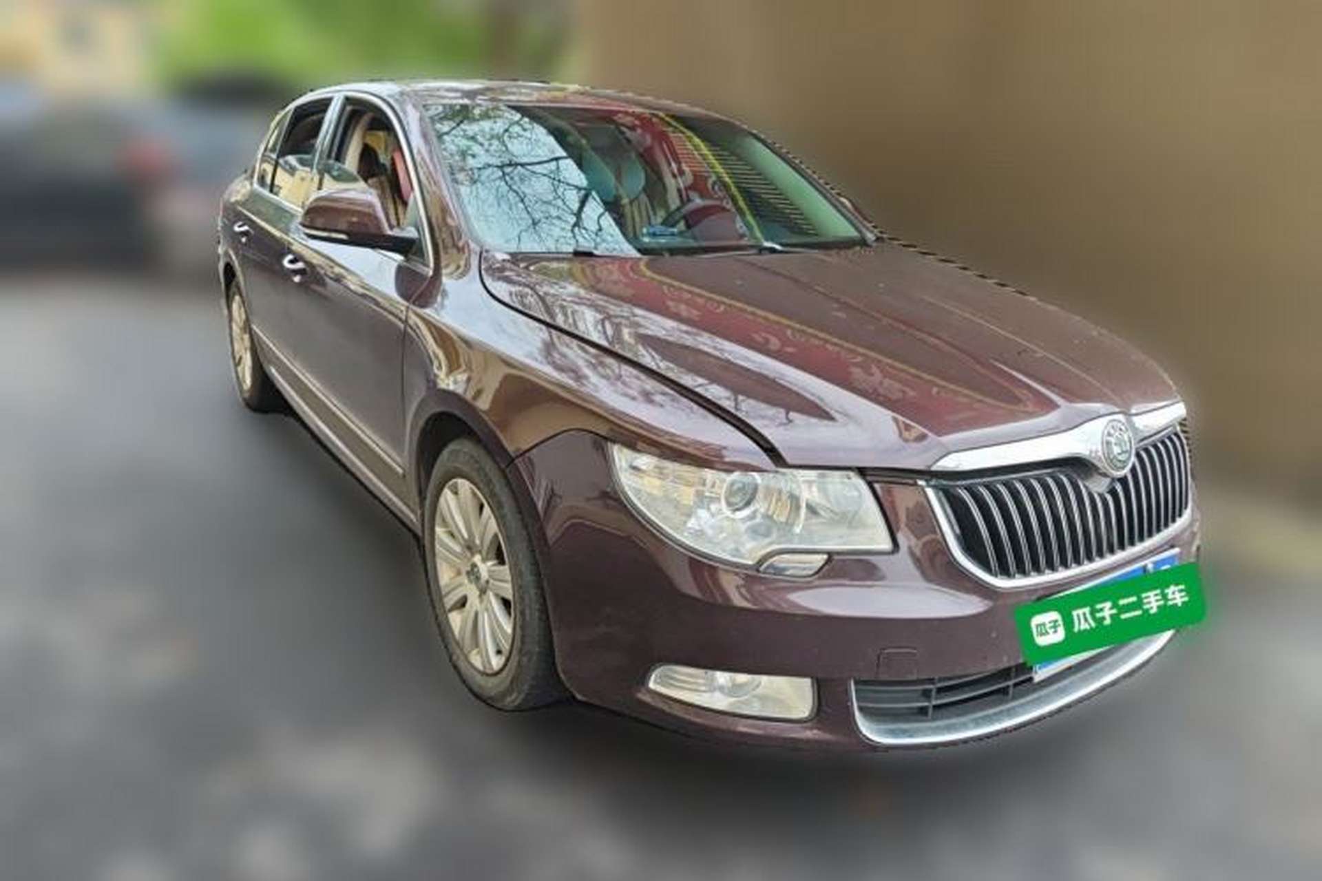 Used Skoda Superb 2010 1.4 TSI DSG Elegant Edition Front Right 45 Deg