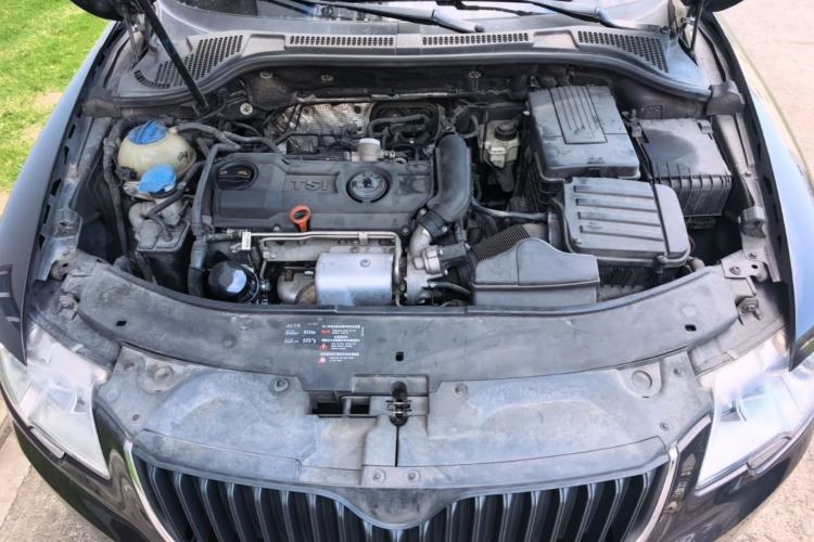 Used Skoda Superb 2010 1.4 TSI DSG Zhiya Edition Engine Bay