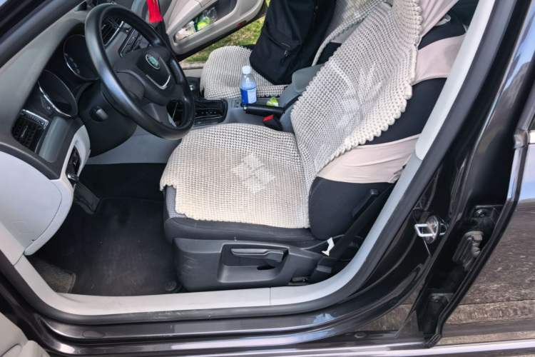 Used Skoda Superb 2010 1.4 TSI DSG Zhiya Edition Left Front Seat