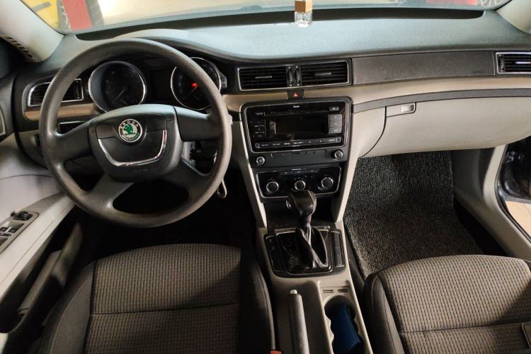 Used Skoda Superb 2010 1.4 TSI DSG Zhiya Edition Center Console