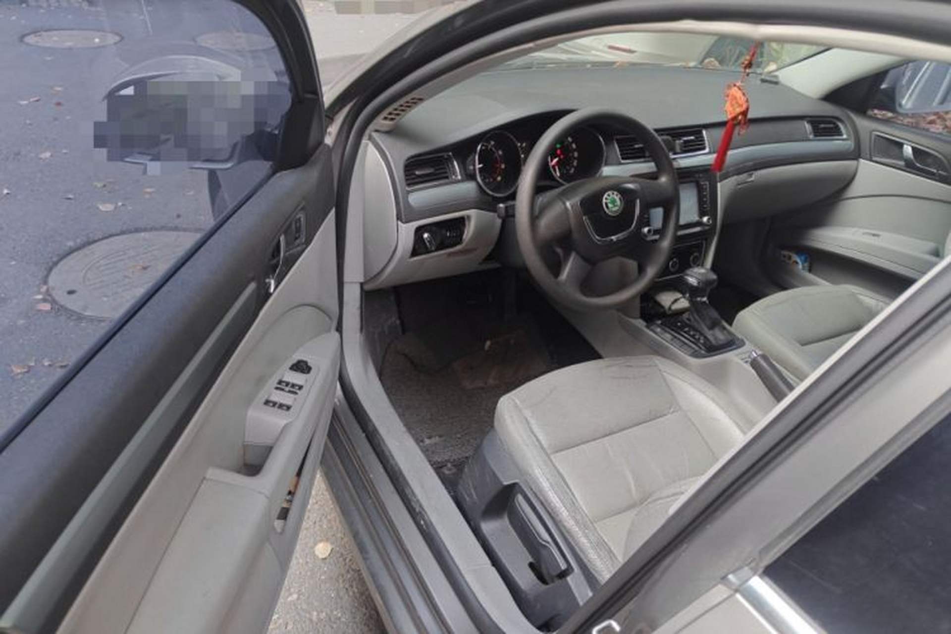 Used Skoda Superb 2010 1.4 TSI DSG Elegant Edition Driver Seat