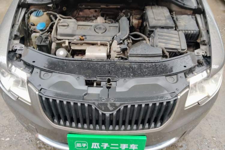 Used Skoda Superb 2010 1.4 TSI DSG Zhiya Edition Engine Bay
