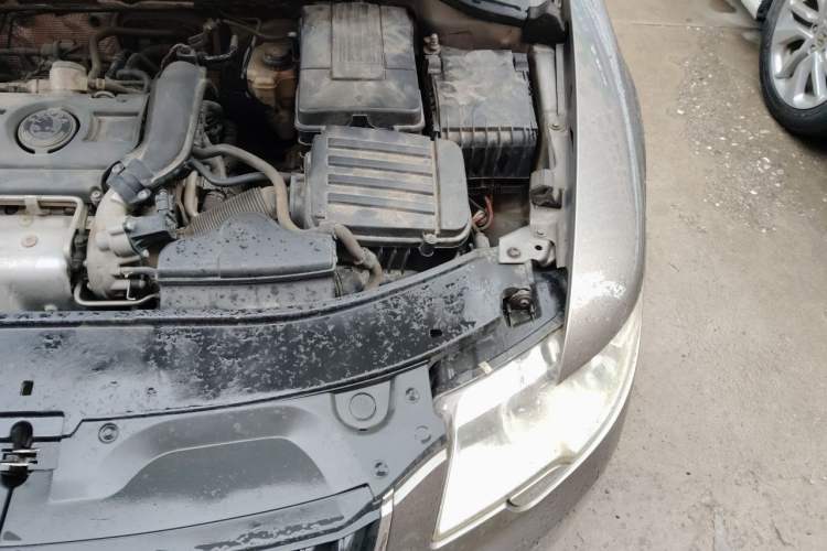 Used Skoda Superb 2010 1.4 TSI DSG Zhiya Edition Engine Bay Left