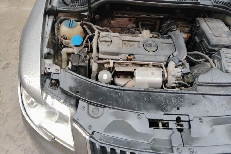 Used Skoda Superb 2010 1.4 TSI DSG Zhiya Edition Engine Bay Right