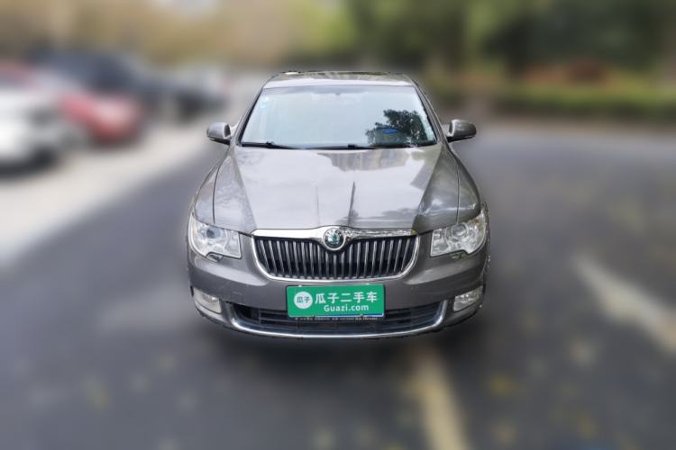 Used Skoda Superb 2010 1.4 TSI Manual Luxury Edition Front
