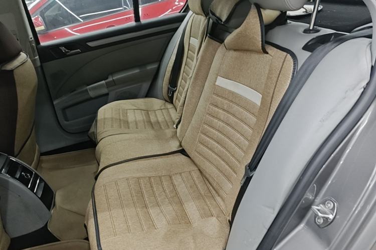 Used Skoda Superb 2010 1.4 TSI DSG Elegant Edition Left Rear Seat