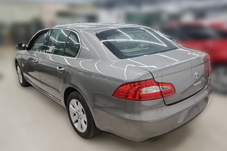 Used Skoda Superb 2010 1.4 TSI DSG Elegant Edition Rear Left 45 Deg
