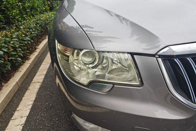 Used Skoda Superb 2010 1.4 TSI DSG Zhiya Edition Right Front Headlight