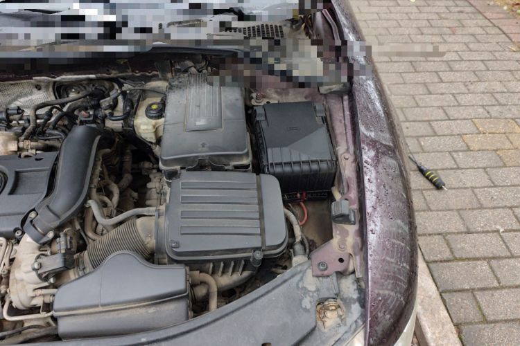 Used Skoda Superb 2010 1.4 TSI DSG Elegant Edition Engine Bay Left