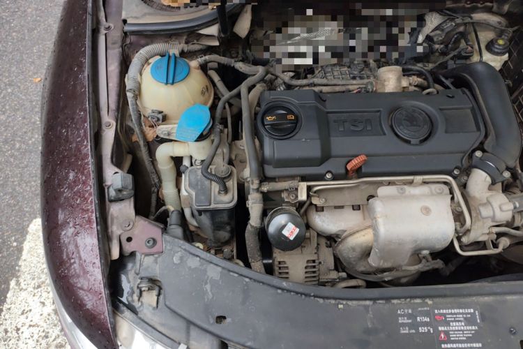 Used Skoda Superb 2010 1.4 TSI DSG Elegant Edition Engine Bay Right