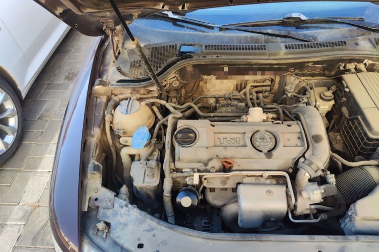 Used Skoda Superb 2010 1.4 TSI DSG Zhiya Edition Engine Bay Right
