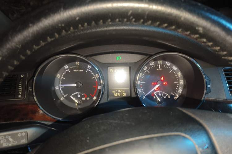 Used Skoda Superb 2010 1.4 TSI DSG Elegant Edition Instrument Cluster
