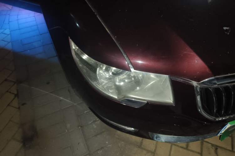 Used Skoda Superb 2010 1.4 TSI DSG Elegant Edition Right Front Headlight