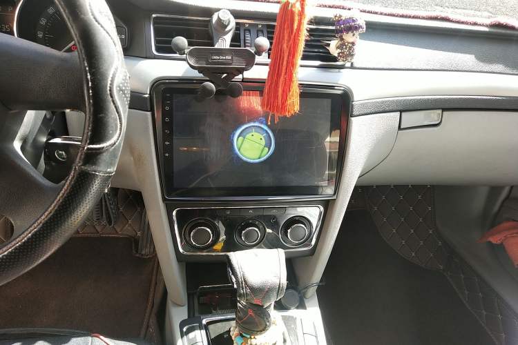 Used Skoda Superb 2010 1.4 TSI DSG Elegant Edition Audio And AC Panel