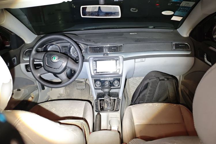 Used Skoda Superb 2010 1.4 TSI DSG Zhiya Edition Center Console
