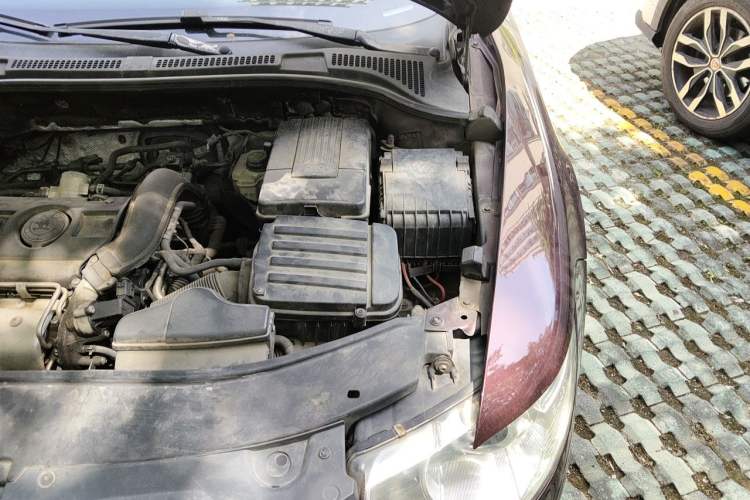 Used Skoda Superb 2010 1.4 TSI DSG Elegant Edition Engine Bay Left