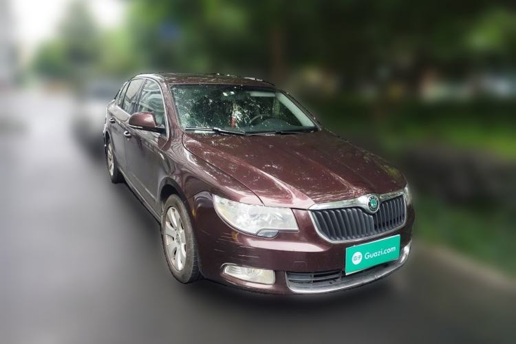 Used Skoda Superb 2010 1.4 TSI DSG Elegant Edition Front Right 45 Deg
