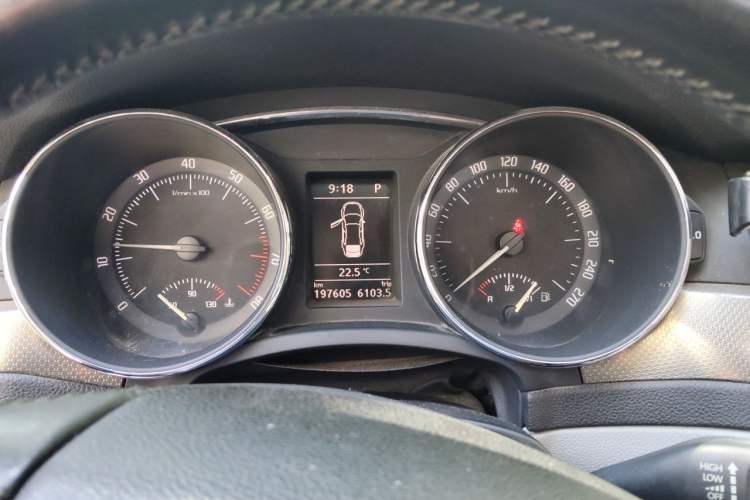 Used Skoda Superb 2010 1.4 TSI DSG Elegant Edition Instrument Cluster