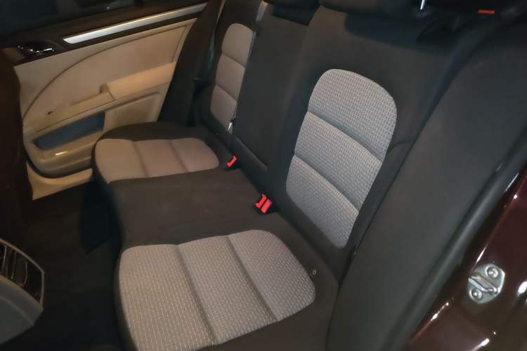Used Skoda Superb 2010 1.4 TSI DSG Zhiya Edition Left Rear Seat