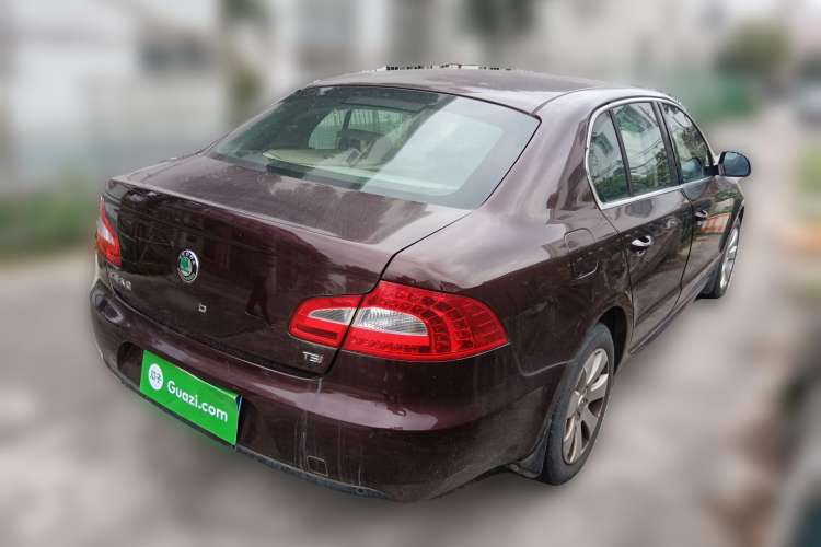 Used Skoda Superb 2010 1.4 TSI Manual Luxury Edition Rear Right 45 Deg