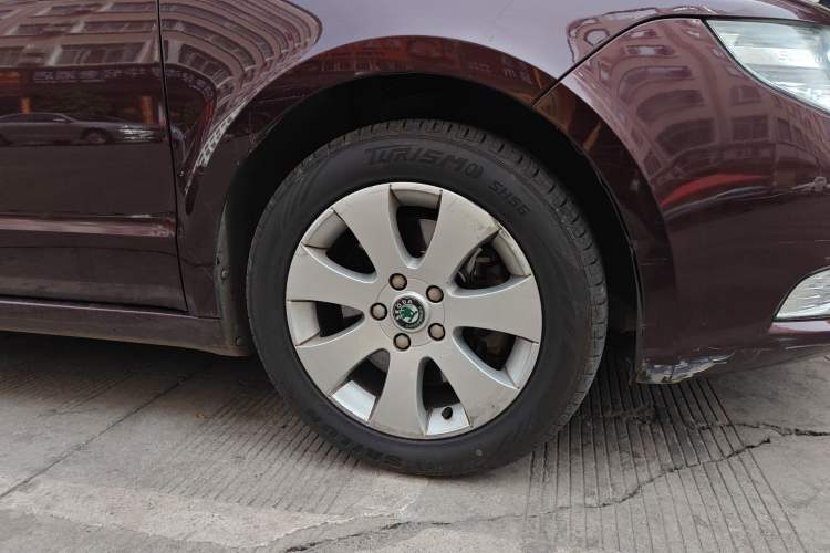 Used Skoda Superb 2010 1.4 TSI DSG Zhiya Edition Right Front Wheel Hub