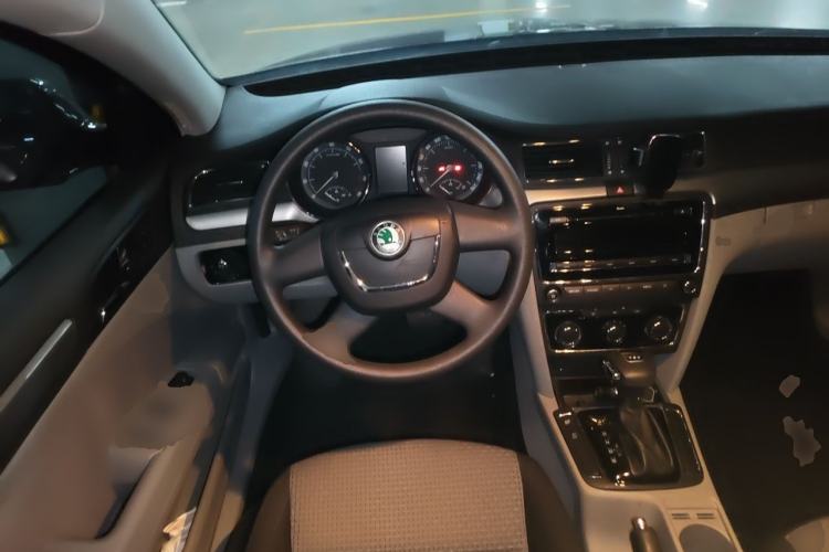 Used Skoda Superb 2010 1.4 TSI DSG Zhiya Edition Steering Wheel