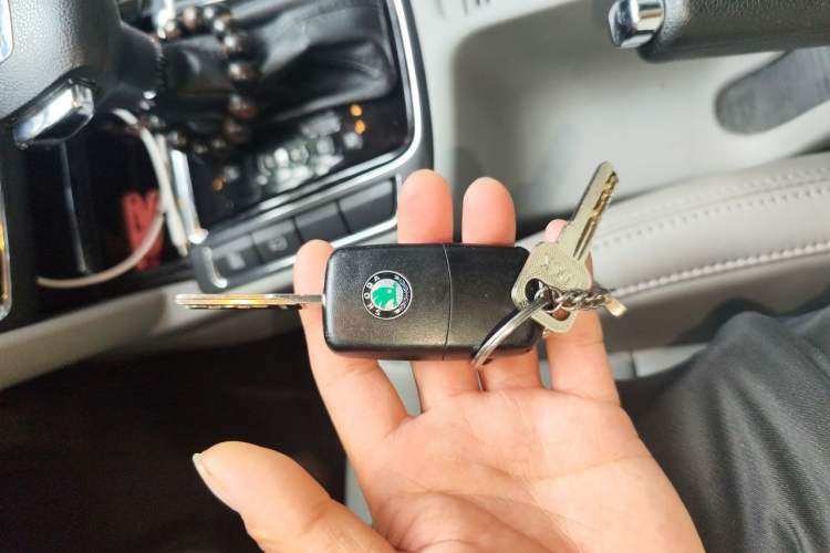 Used Skoda Superb 2010 1.4 TSI DSG Elegant Edition Vehicle Key