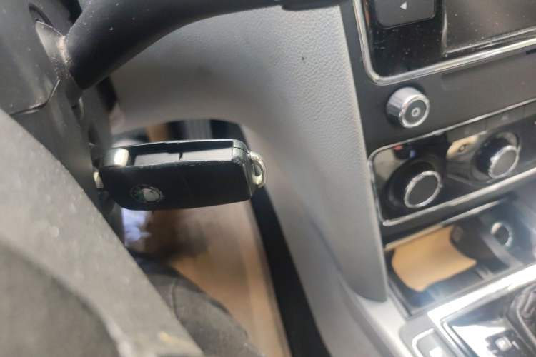 Used Skoda Superb 2010 1.4 TSI DSG Elegant Edition Vehicle Key