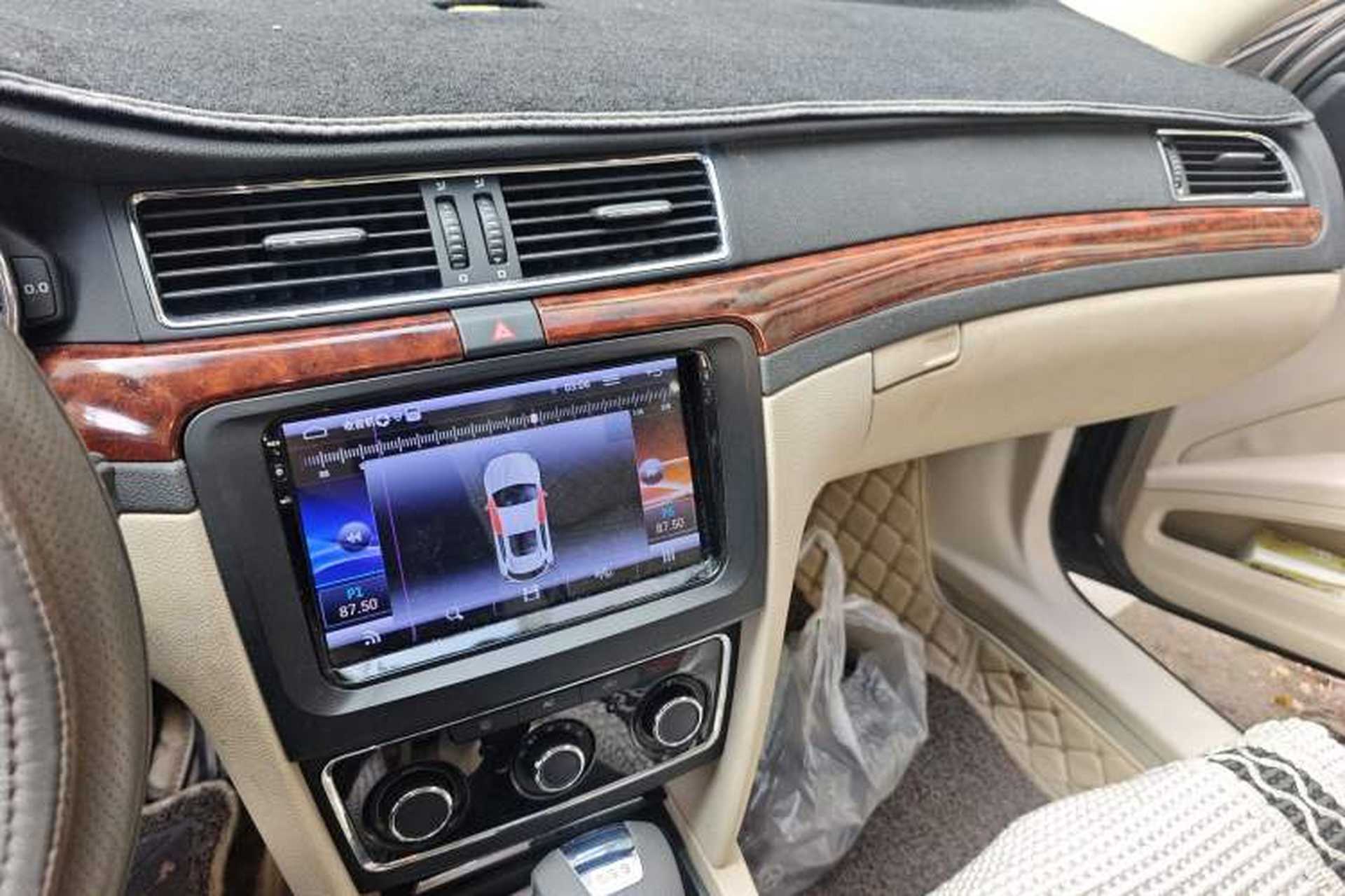 Used Skoda Superb 2010 1.4 TSI DSG Elegant Edition Audio And AC Panel