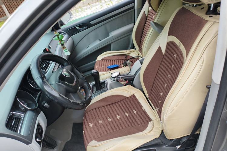 Used Skoda Superb 2010 1.4 TSI Manual Luxury Edition Left Front Seat