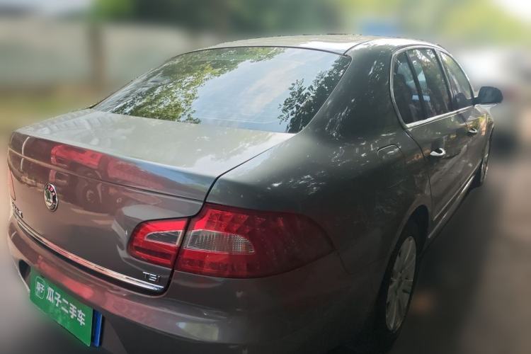 Used Skoda Superb 2010 1.4 TSI DSG Elegant Edition Rear Right 45 Deg