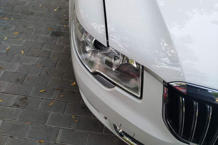 Used Skoda Superb 2010 1.4 TSI DSG Elegant Edition Right Front Headlight