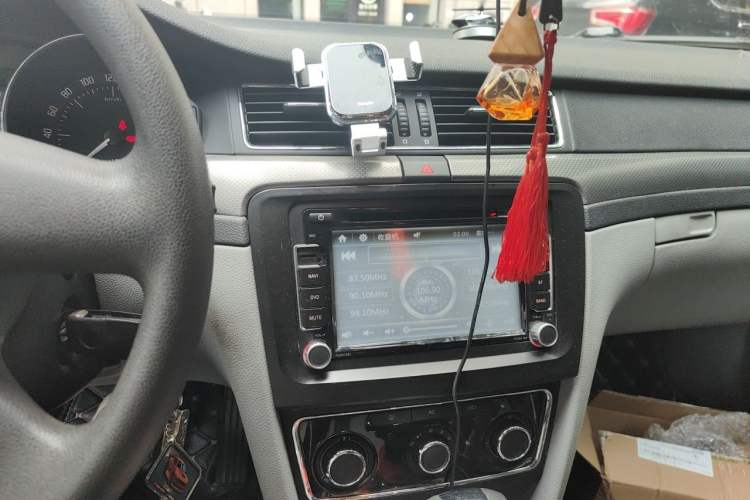 Used Skoda Superb 2012 1.4TSI DSG Zhiya Edition Audio And AC Panel