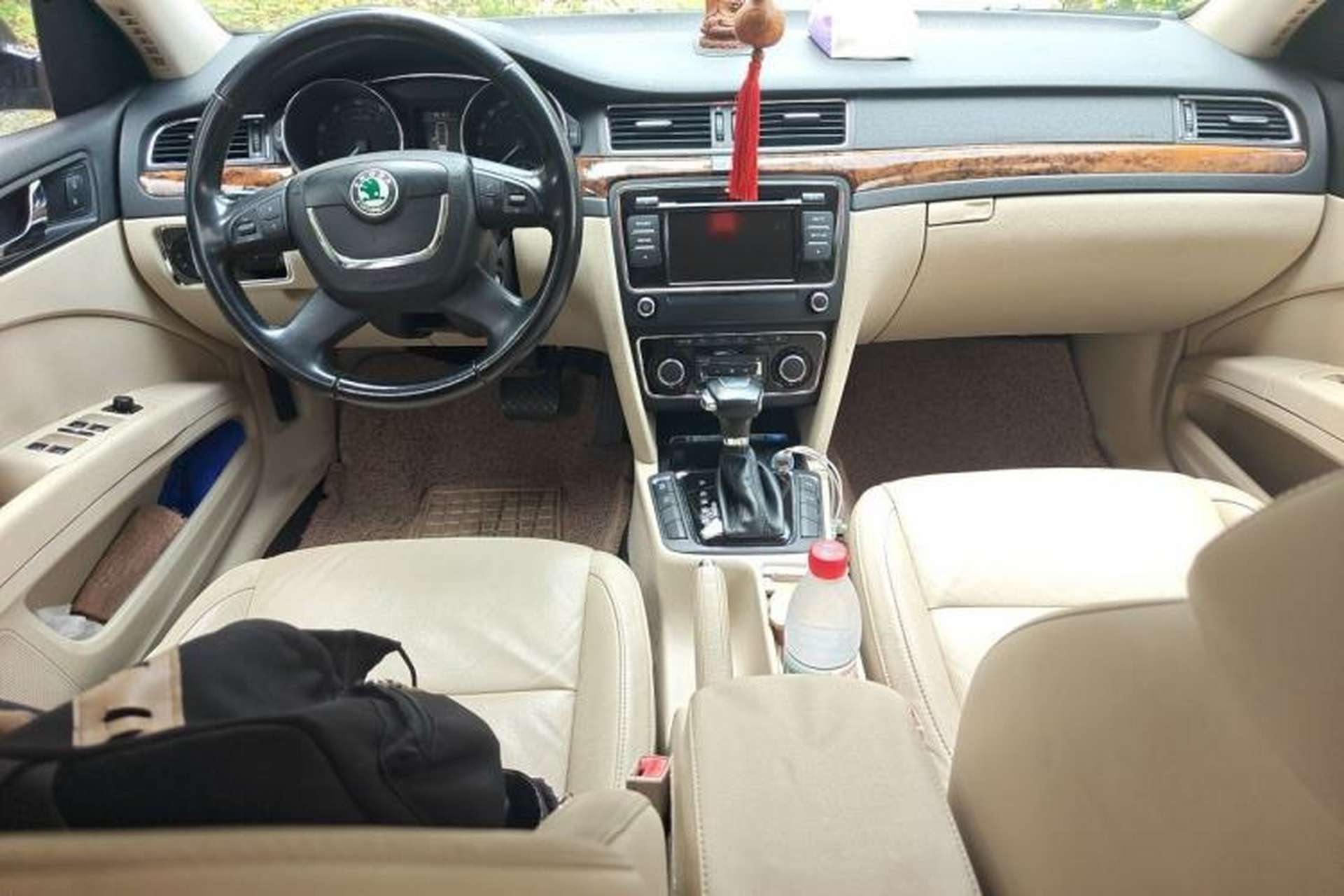 Used Skoda Superb 2012 1.8TSI Automatic Prestige Edition Center Console